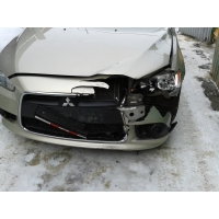 Продам а/м Mitsubishi Lancer битый